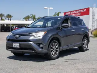 Toyota RAV4 2017 Limited 4dr SUV