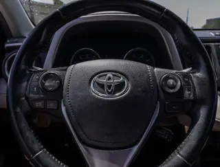 Toyota RAV4 2017 Limited 4dr SUV