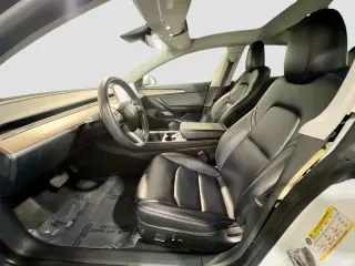 Tesla Model 3 2023 4dr Sedan