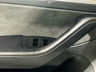 Tesla Model 3 2023 4dr Sedan