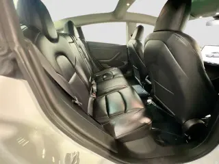 Tesla Model 3 2023 4dr Sedan