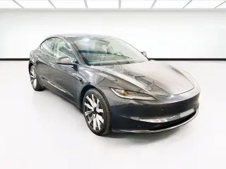 Tesla Model 3 2024 4dr Sedan