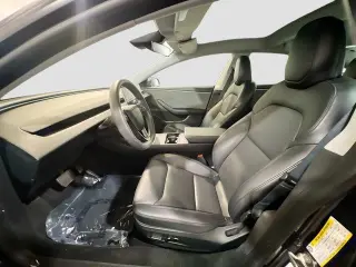Tesla Model 3 2024 4dr Sedan