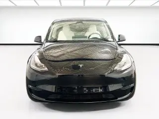 Tesla Model Y 2023 4dr Crossover