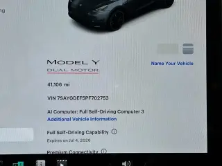 Tesla Model Y 2023 AWD Performance 4dr Crossover