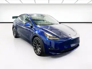 Tesla Model Y 2023 AWD Performance 4dr Crossover