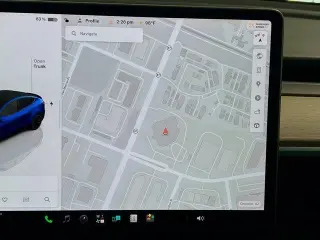 Tesla Model Y 2023 AWD Performance 4dr Crossover