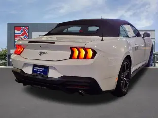 Ford Mustang 2024 EcoBoost 2dr Convertible