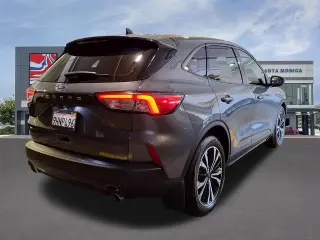 Ford Escape 2022 SE 4dr SUV