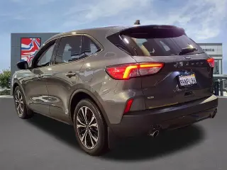 Ford Escape 2022 SE 4dr SUV