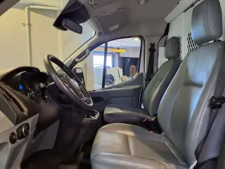 Ford Transit 2019 250 3dr SWB Low Roof Cargo Van w/60/40 Passenger Side Doors