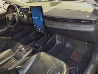 Ford Mustang Mach-E 2022 AWD Premium 4dr SUV