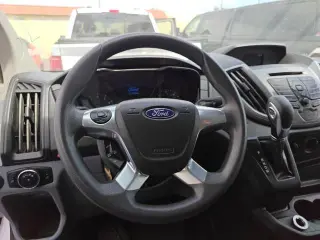Ford Transit 2019 350 XL 3dr LWB Low Roof Passenger Van w/60/40 Passenger Side Doors