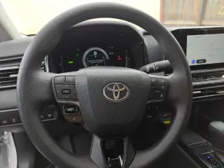 Toyota Camry 2025 SE 4dr Sedan