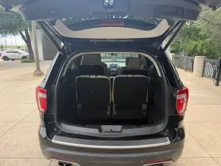 Ford Explorer 2019 AWD Platinum 4dr SUV