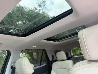 Ford Explorer 2019 AWD Platinum 4dr SUV