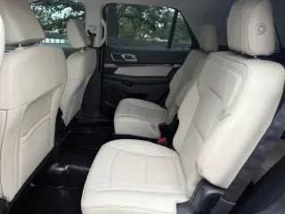 Ford Explorer 2019 AWD Platinum 4dr SUV