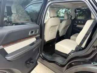 Ford Explorer 2019 AWD Platinum 4dr SUV