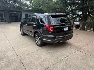 Ford Explorer 2019 AWD Platinum 4dr SUV