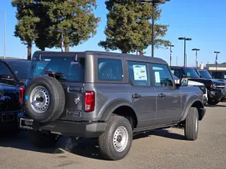 Ford Bronco 2025 4x4 Base 4dr SUV