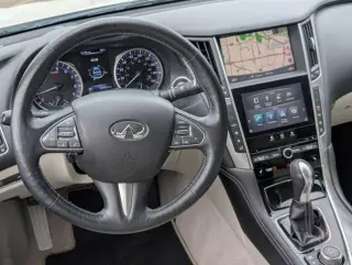INFINITI Q50 2016 3.0T Premium 4dr Sedan
