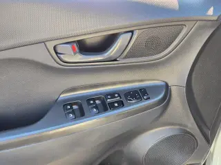 Hyundai KONA 2021 SE 4dr Crossover