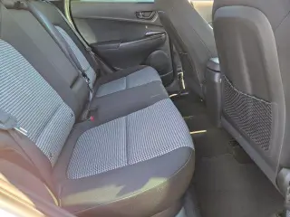 Hyundai KONA 2021 SE 4dr Crossover