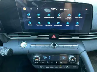 Hyundai ELANTRA Hybrid 2023 Limited 4dr Sedan