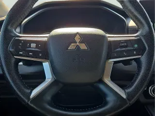 Mitsubishi Outlander 2024 SE 4dr SUV