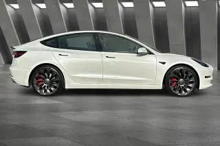 Tesla Model 3 2023 AWD Performance 4dr Sedan