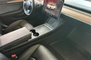 Tesla Model 3 2023 AWD Performance 4dr Sedan