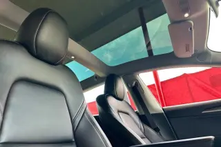 Tesla Model 3 2023 AWD Performance 4dr Sedan