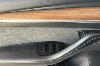 Tesla Model 3 2023 AWD Performance 4dr Sedan