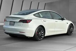 Tesla Model 3 2023 AWD Performance 4dr Sedan