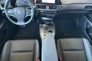 Lexus UX 300h 2025 4dr Crossover