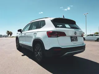 Volkswagen Taos 2024 S 4dr SUV