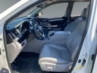Toyota Highlander 2019