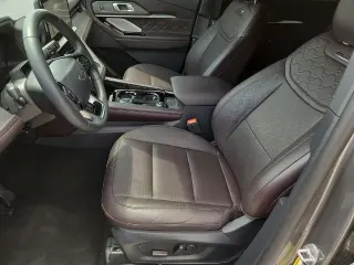 Ford Explorer 2025 AWD Platinum 4dr SUV