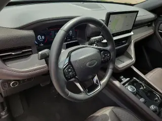 Ford Explorer 2025 AWD Platinum 4dr SUV