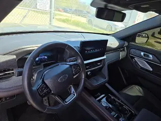 Ford Explorer 2025 AWD Platinum 4dr SUV