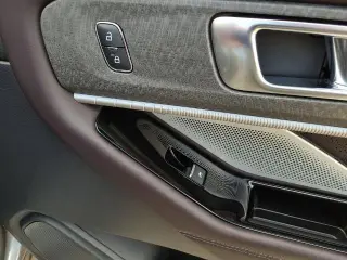 Ford Explorer 2025 AWD Platinum 4dr SUV