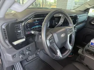 Chevrolet Silverado 1500 2023 4x4 RST 4dr Crew Cab 5.8 ft. SB