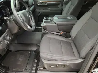 Chevrolet Silverado 1500 2023 4x4 RST 4dr Crew Cab 5.8 ft. SB