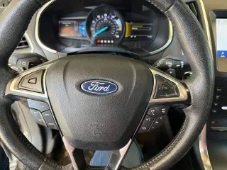 Ford Edge 2020 AWD Titanium 4dr Crossover