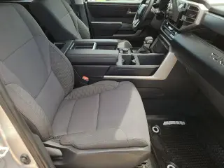Toyota Tundra 2023 4x4 SR5 4dr CrewMax Cab Pickup SB