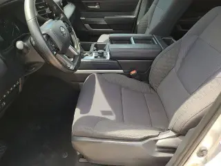Toyota Tundra 2023 4x4 SR5 4dr CrewMax Cab Pickup SB