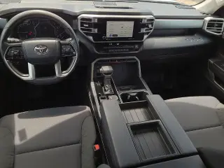 Toyota Tundra 2023 4x4 SR5 4dr CrewMax Cab Pickup SB