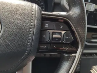 Toyota Tundra 2023 4x4 SR5 4dr CrewMax Cab Pickup SB