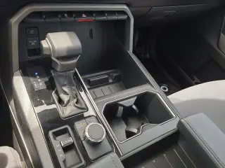 Toyota Tundra 2023 4x4 SR5 4dr CrewMax Cab Pickup SB