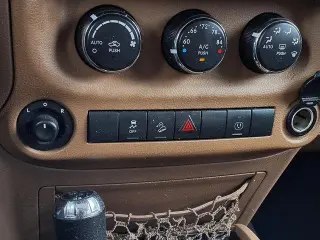 Jeep Wrangler Unlimited 2013 4x4 Moab 4dr SUV